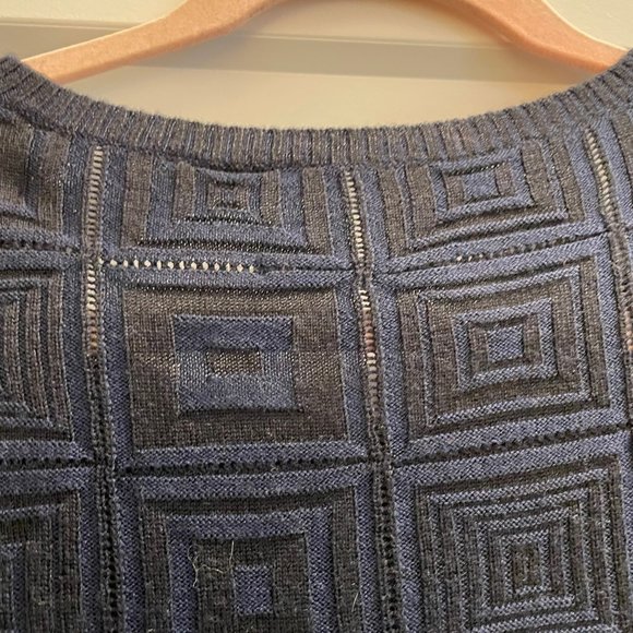 ALICE & OLIVIA Geometric Pattern Navy and Black Knit Dress - Picture 5 of 5